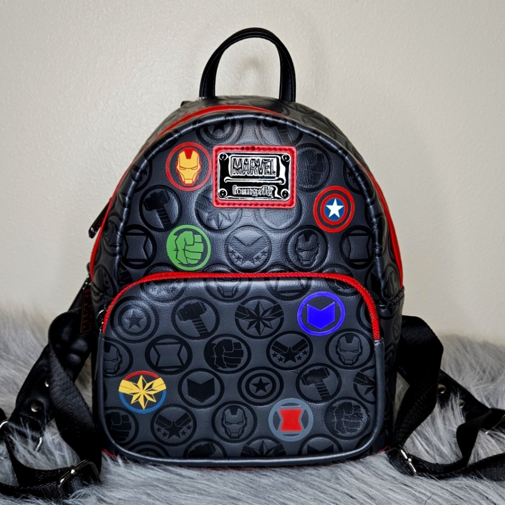 Lounge fly marvel avengers backpack